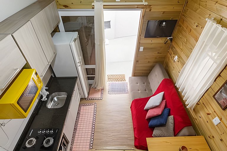 Casa 2 quartos, 6 pessos, perto da praia, ar condicionado, w