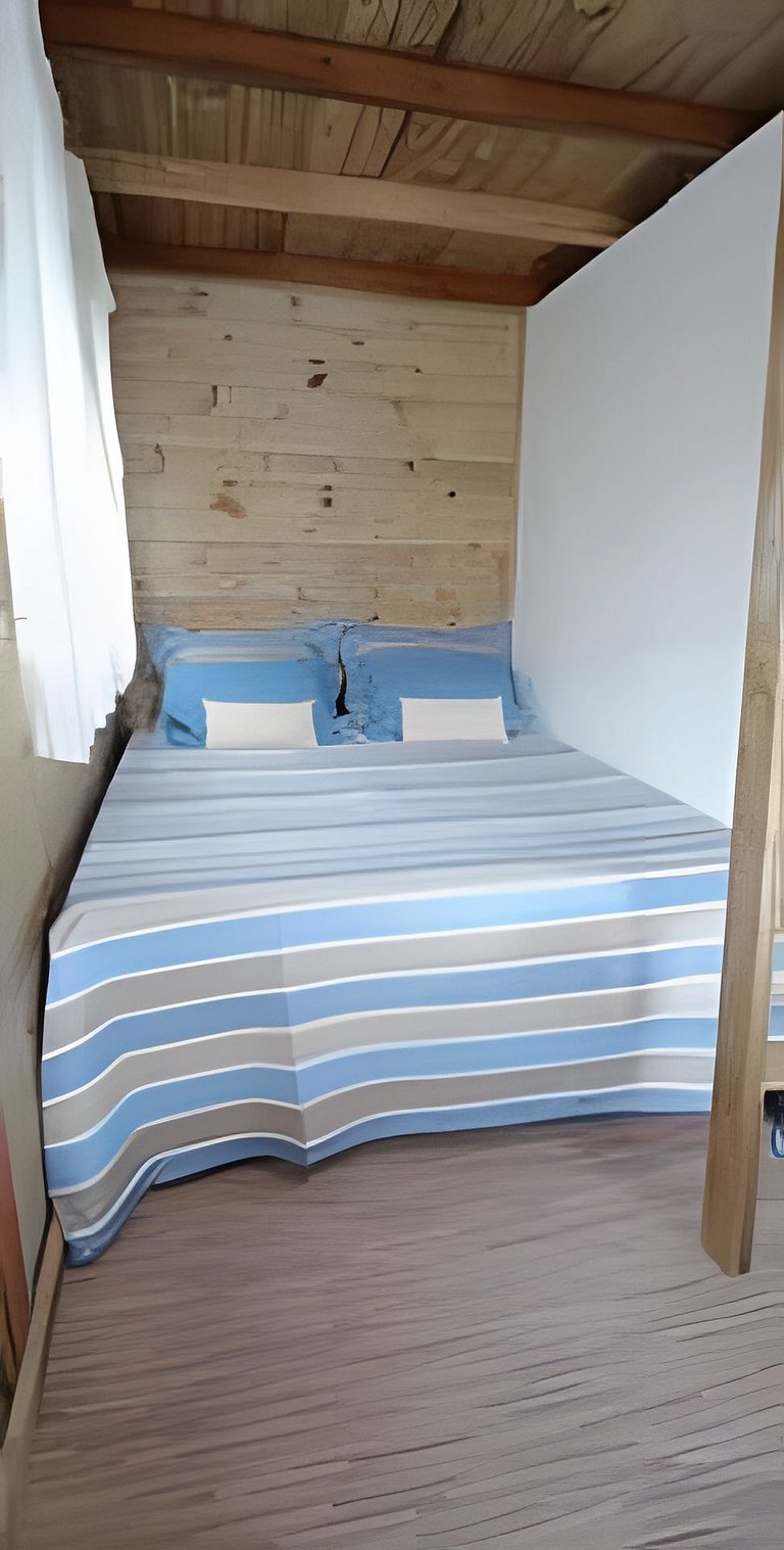 Casa 2 quartos, 6 pessos, perto da praia, ar condicionado, w