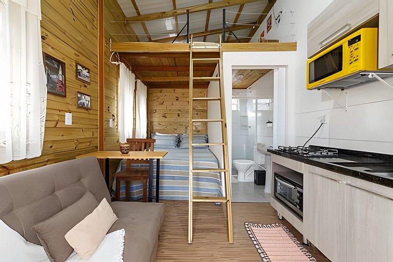 Casa 2 quartos, 6 pessos, perto da praia, ar condicionado, w