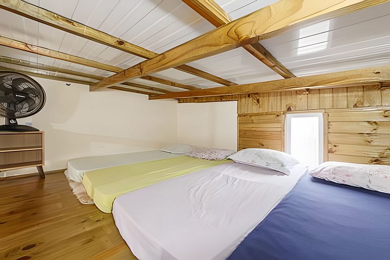 Casa Perto das melhores praias Florianópolis, ar condicionad