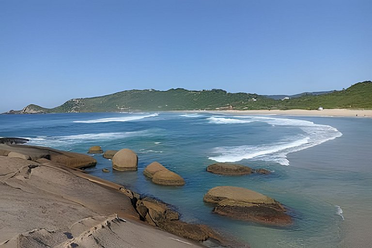 Casa Perto das melhores praias Florianópolis, ar condicionad