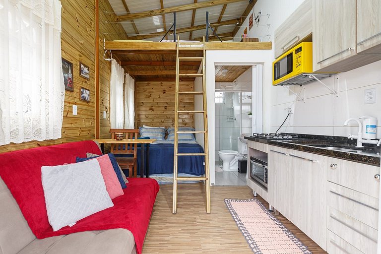 Casa 2 quartos, 6 pessoas, perto da praia, ar condicionado,