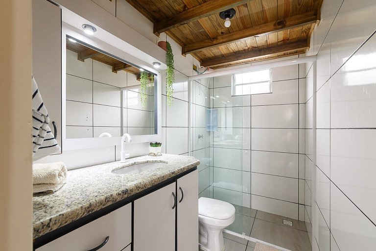 Casa Perto das melhores praias Florianópolis, 8 pessoas, ar