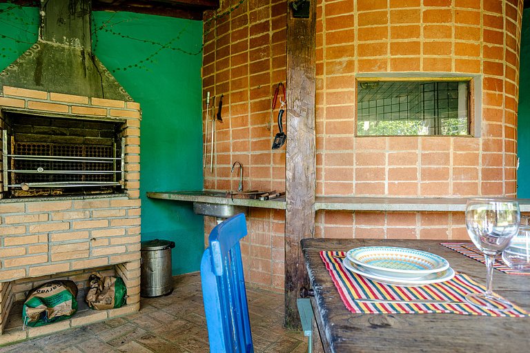 Casa a 20m da praia da Baleia com ar wifi 4 dorms