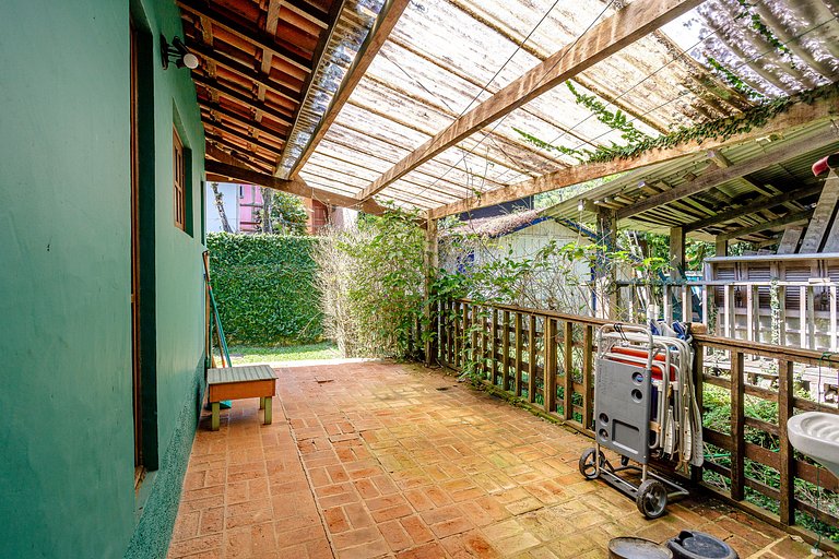 Casa a 20m da praia da Baleia com ar wifi 4 dorms