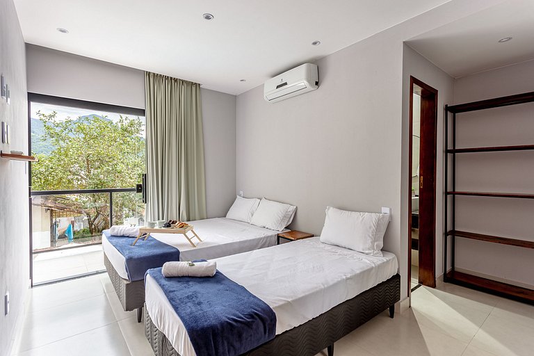 Casa 4 Suítes, Piscina e Churrasqueira Próx Praias