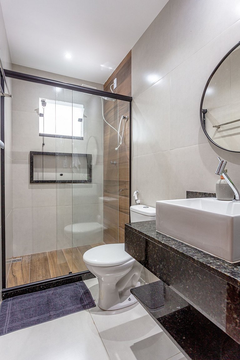 Casa 4 Suítes, Piscina e Churrasqueira Próx Praias