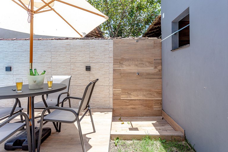 Casa 4 Suítes, Piscina e Churrasqueira Próx Praias