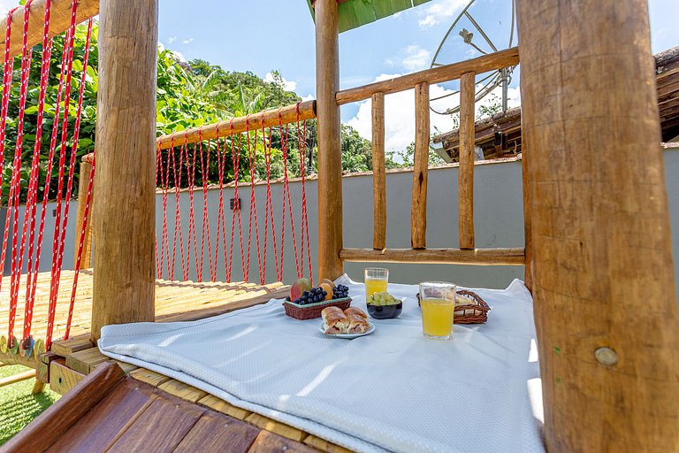 Casa 4 Suítes, Piscina e Churrasqueira Próx Praias