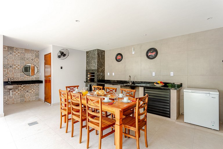 Casa 4 Suítes, Piscina e Churrasqueira Próx Praias