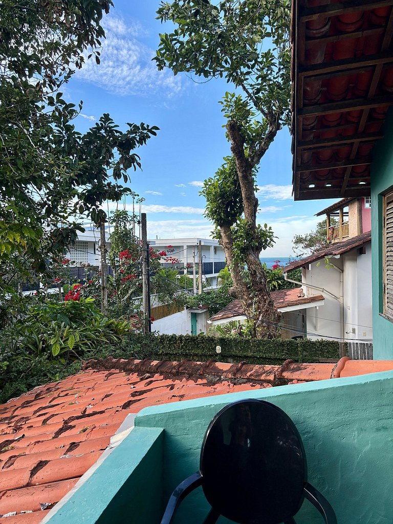 Casa a 20m da praia da Baleia com ar wifi 4 dorms