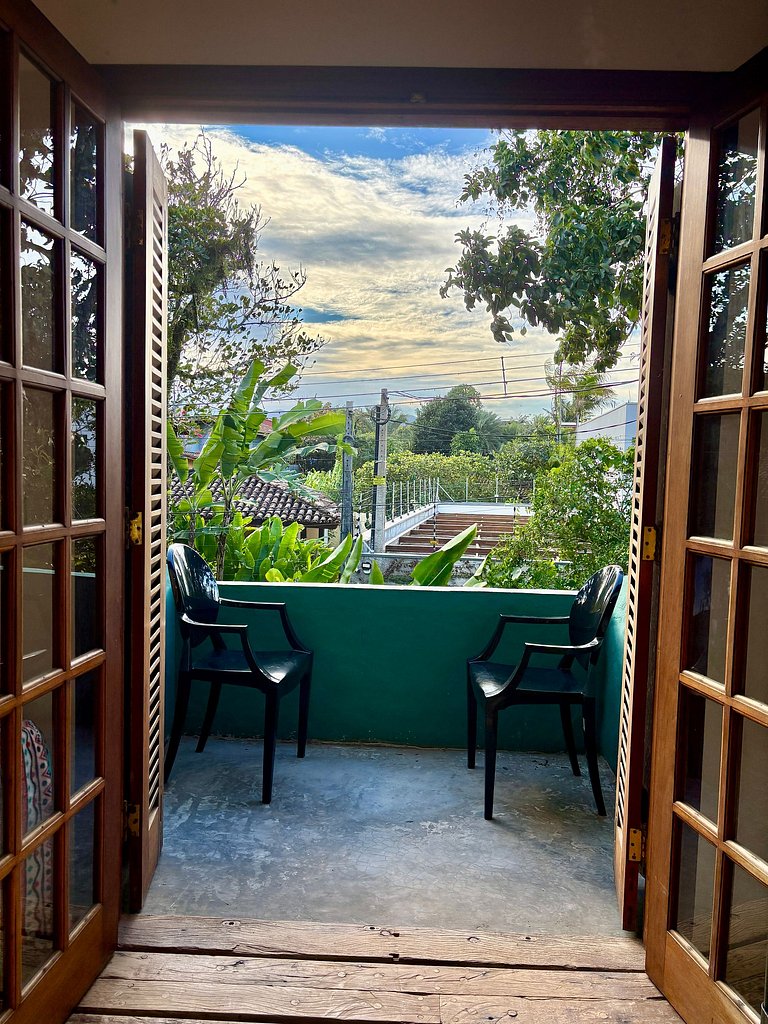 Casa a 20m da praia da Baleia com ar wifi 4 dorms