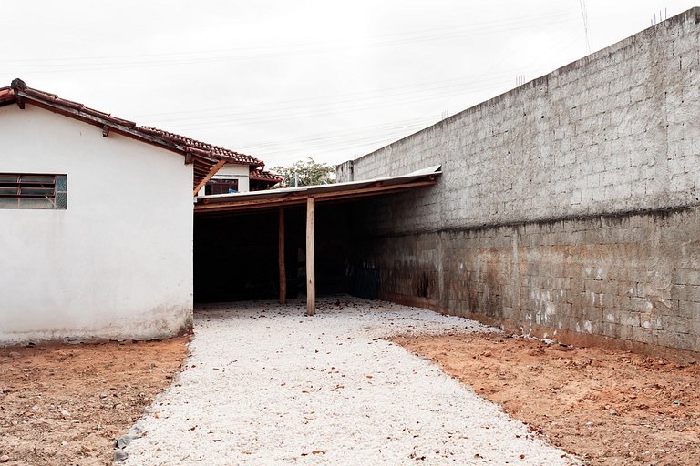 Casa Duplex: suíte, cozinha completa, 2 banheiros