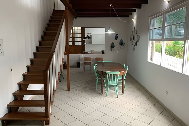 Casa Acacia 3 quartos 3 banheiros sendo 2 suítes