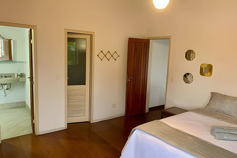 Casa Acacia 3 quartos 3 banheiros sendo 2 suítes