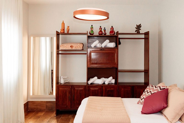 Casa Duplex: suíte, cozinha completa, 2 banheiros