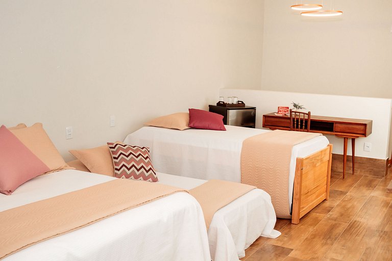 Casa Duplex: suíte, cozinha completa, 2 banheiros